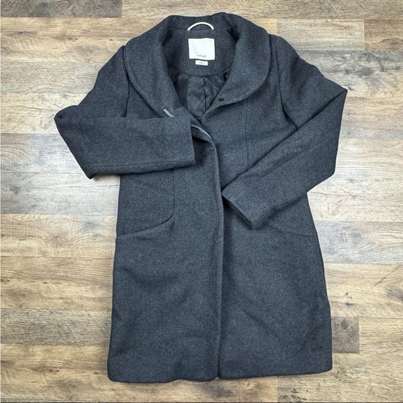 Aritzia coat xs - Picture 8 of 10